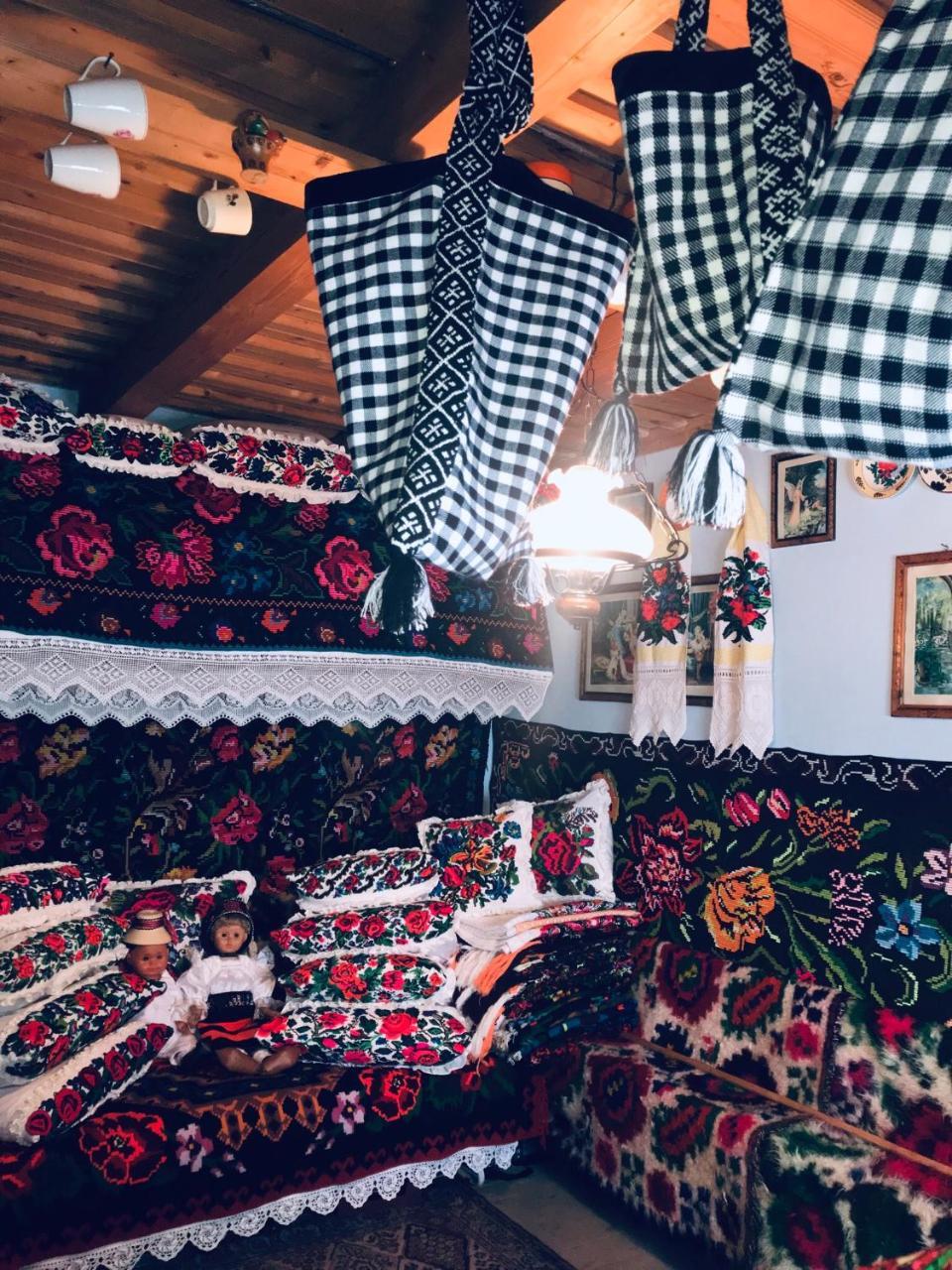 Pensiunea Marioara Breb Bagian luar foto